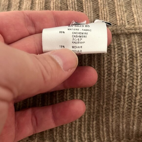 GIVENCHY CASHMERE CARDIGAN SWEATER M - Picture 10 of 11